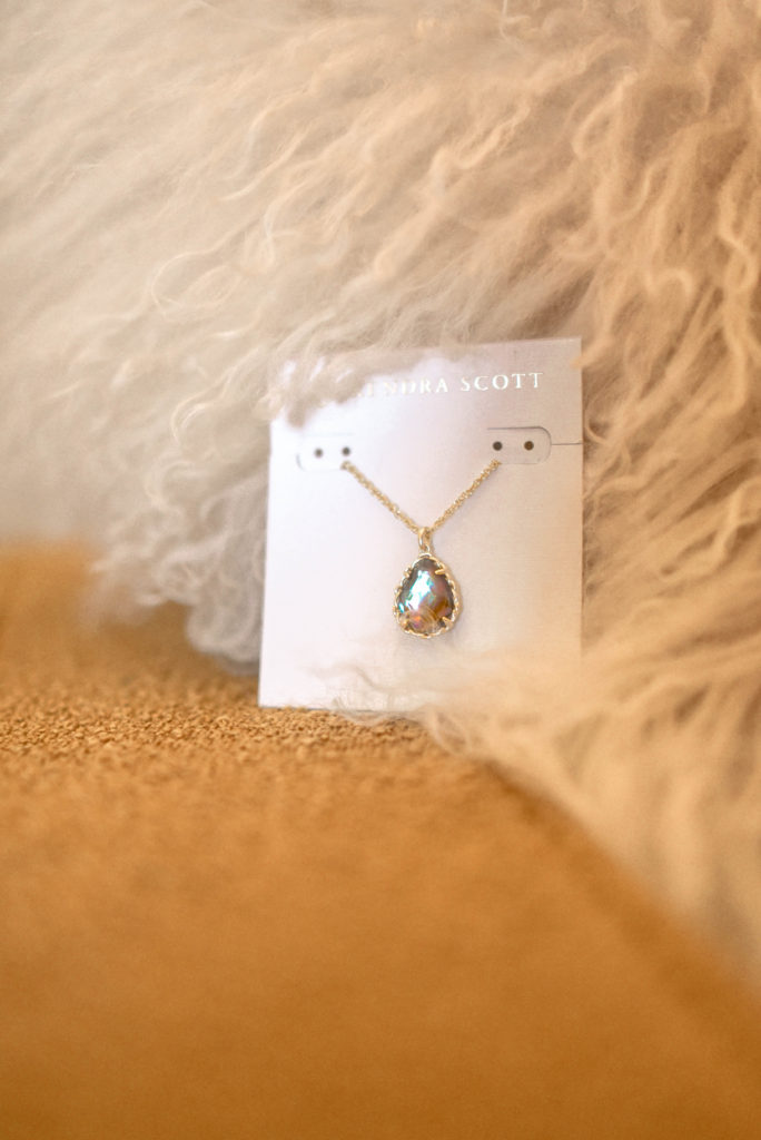Kendra Scott Spring Collection 2020 - Dee Gold Nude Abalone